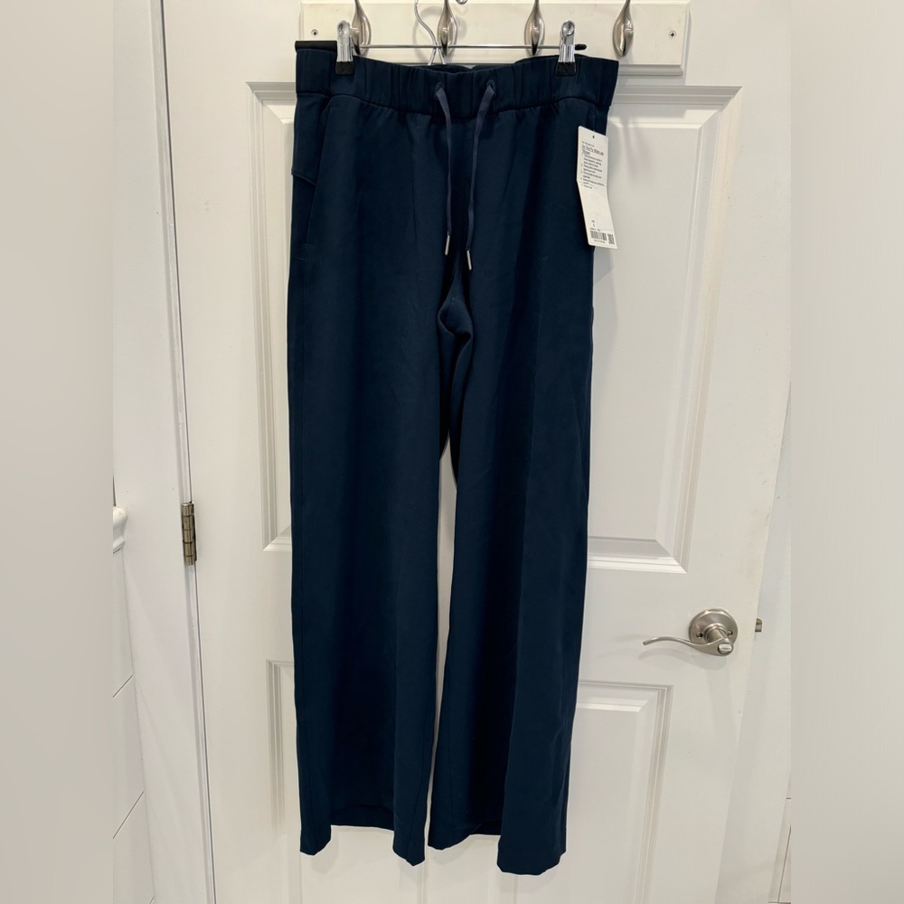 Lululemon wide leg pants